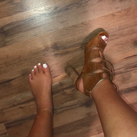 Tan Wedges - Picture 3 of 3